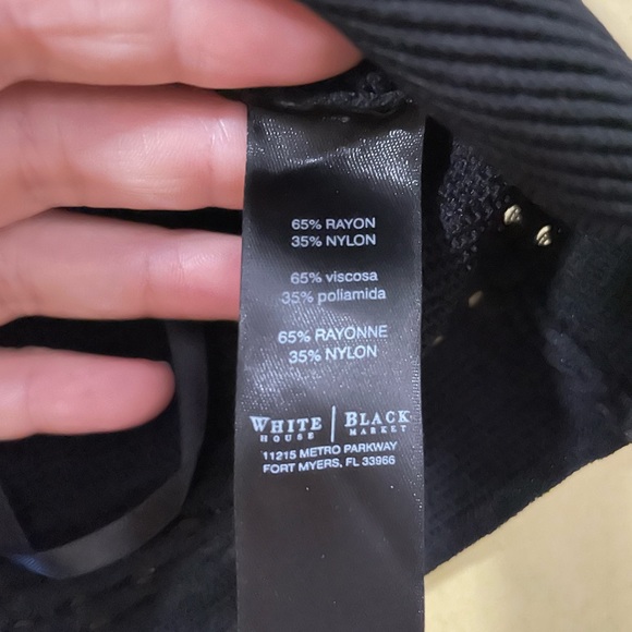 Crop Top w/Cut Outs - Picture 4 of 7